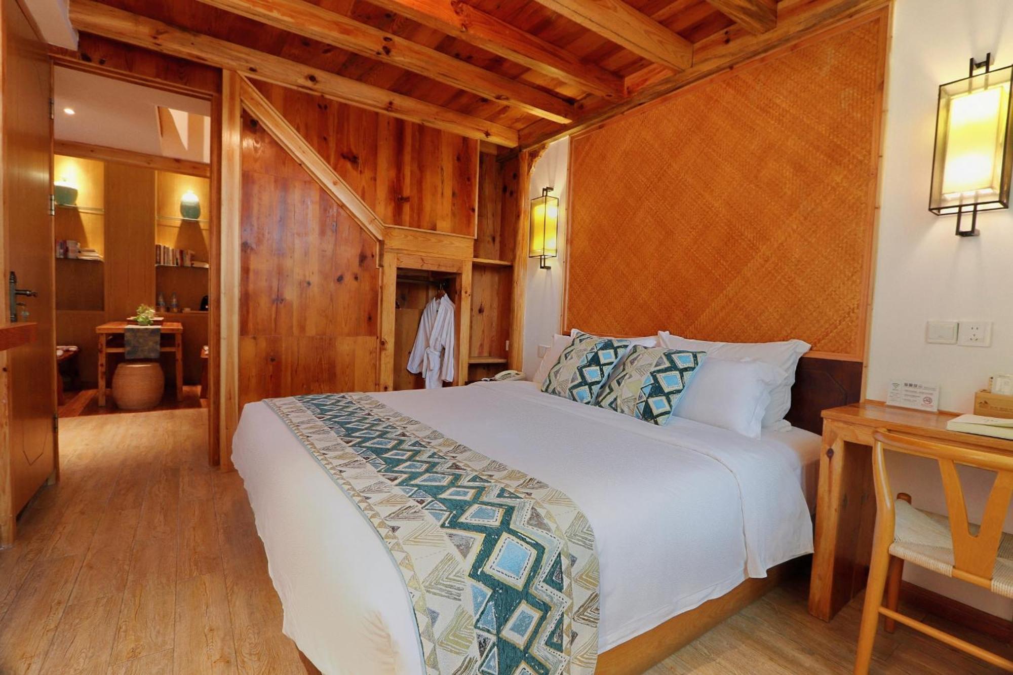 Mild Spring Boutique Hotel Huangshan Exterior photo