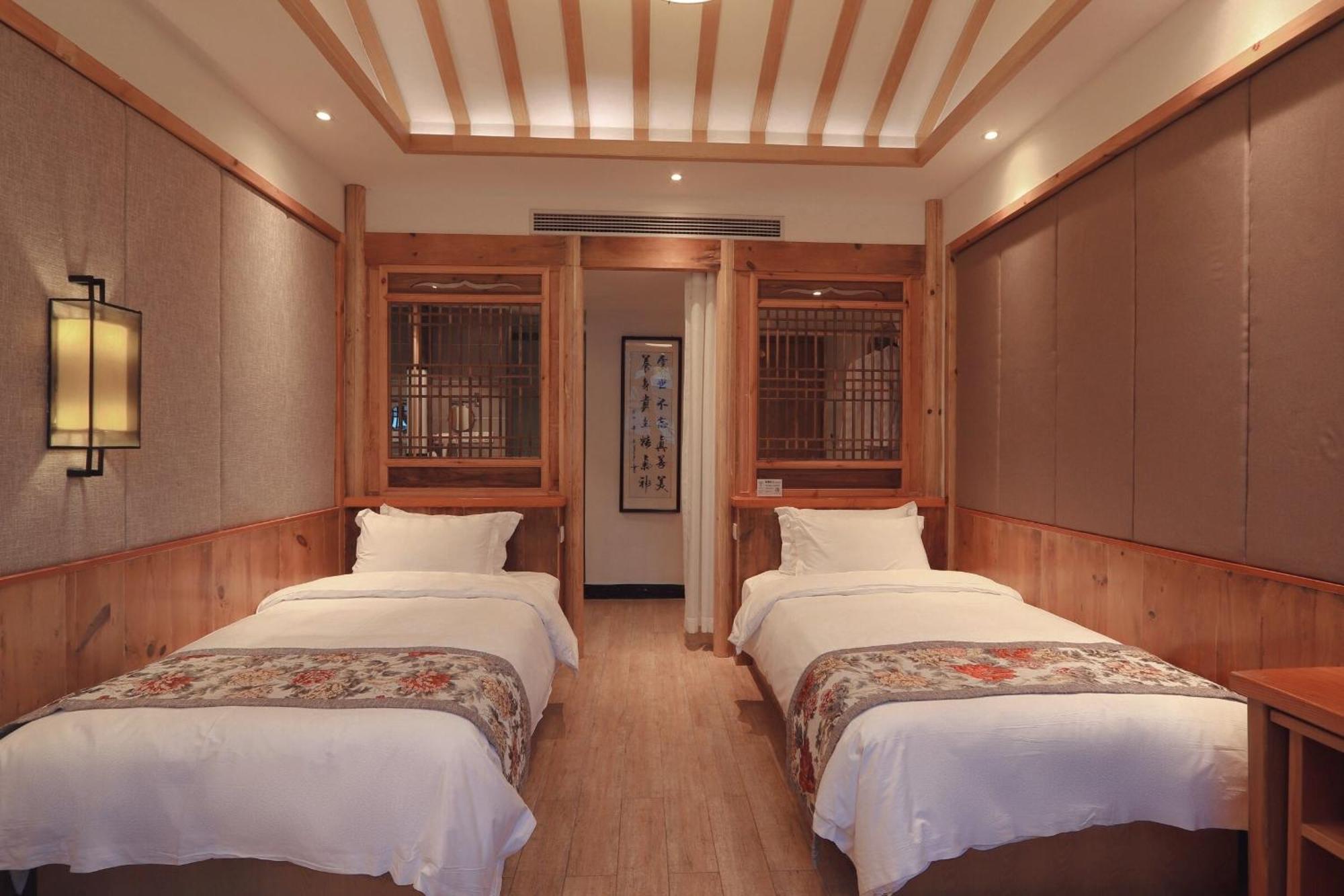 Mild Spring Boutique Hotel Huangshan Exterior photo